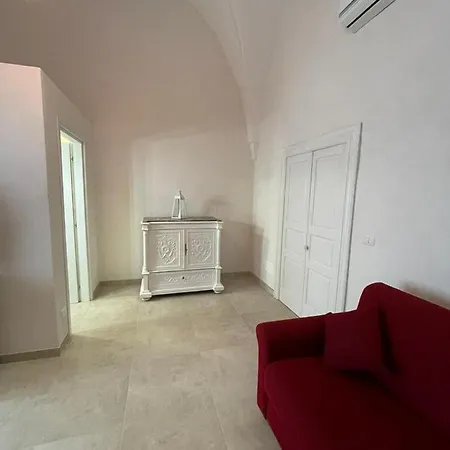 La Casa Di Santo E Toto Racale