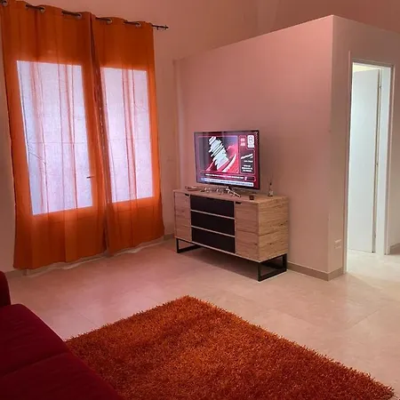 La Casa Di Santo E Toto Tatil Evi